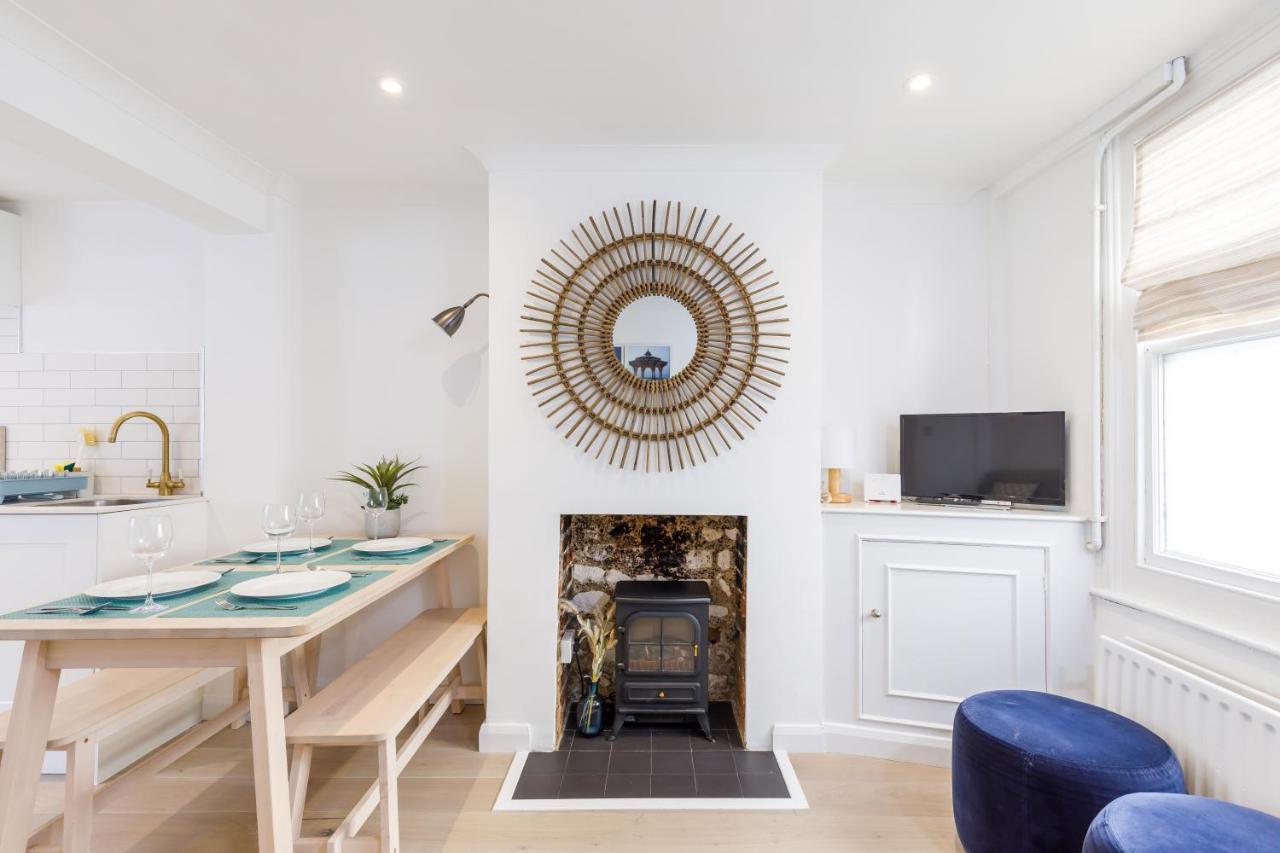 Central Quiet Cottage. Walk To Shops, Bars & Beach Brighton Exterior photo